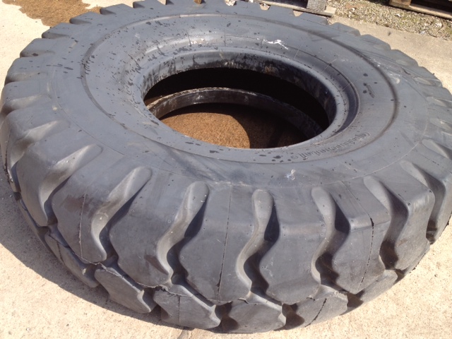 <a href='/index.php/tyres/40110-continental-16-00-x-25-rock-pattern' title='Read more...' class='joodb_titletink'>Continental 16.00 x 25 Rock Pattern</a> - ex military vehicles for sale, mod surplus